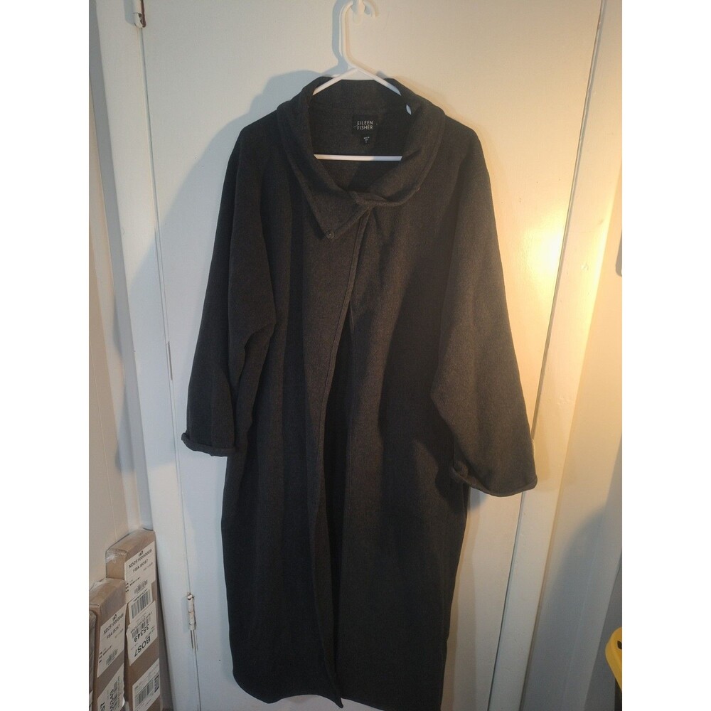 Excellent! Women's EILEEN FISHER 100 Percent Wool Statement Button Collar COAT L